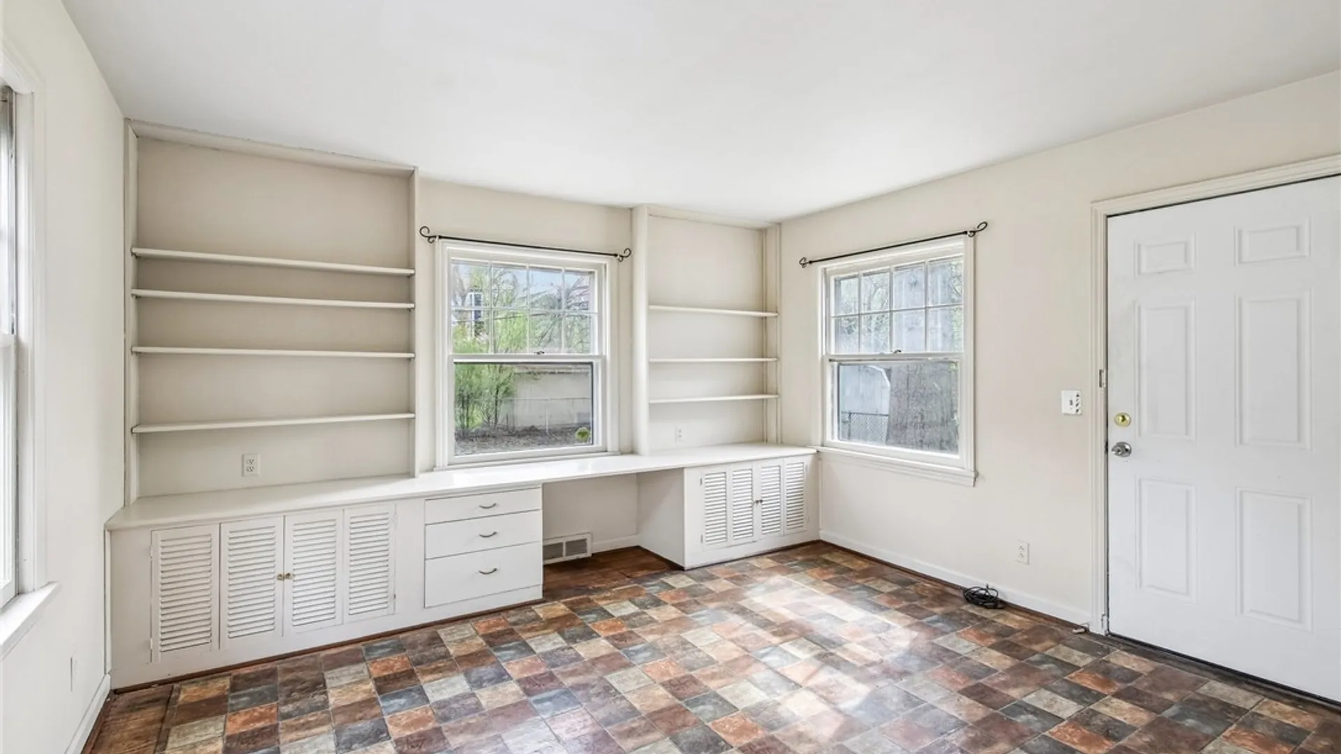 Property at 195 Lattimore Road, Rochester, NY 14620 13