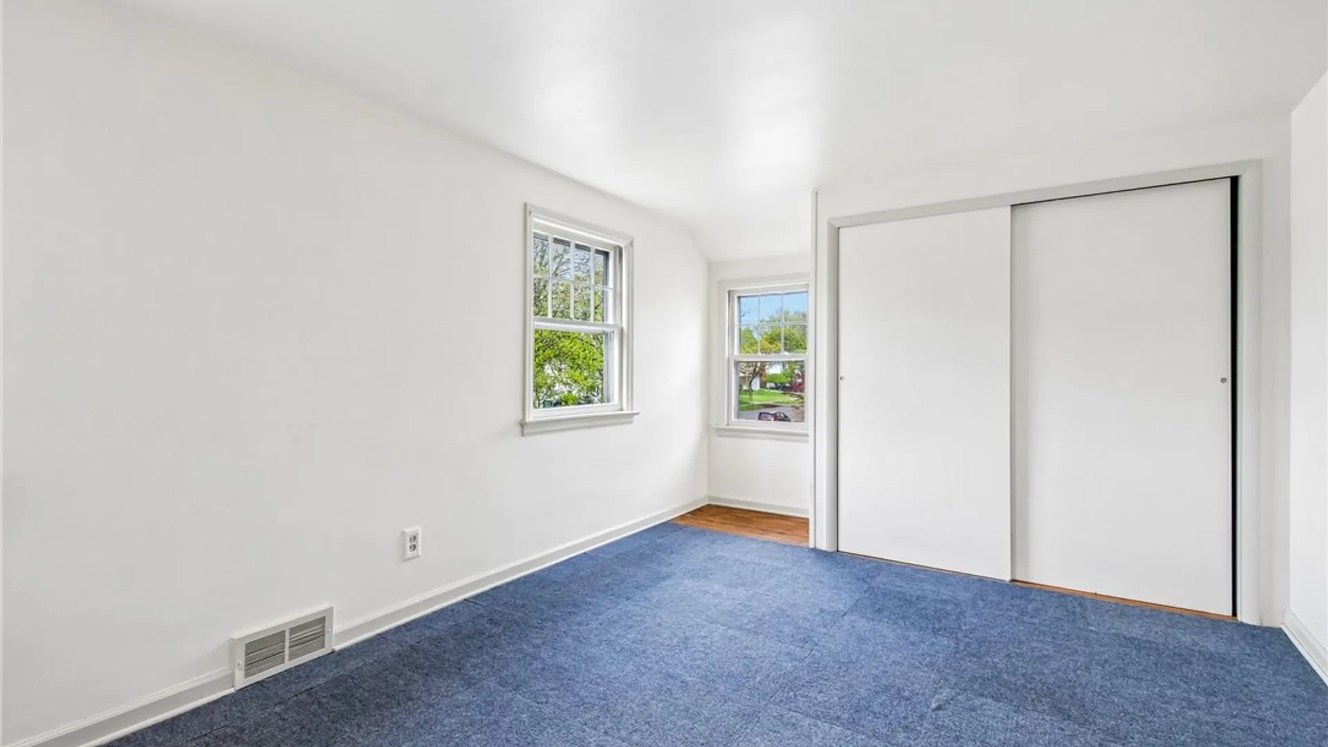 Property at 195 Lattimore Road, Rochester, NY 14620 21