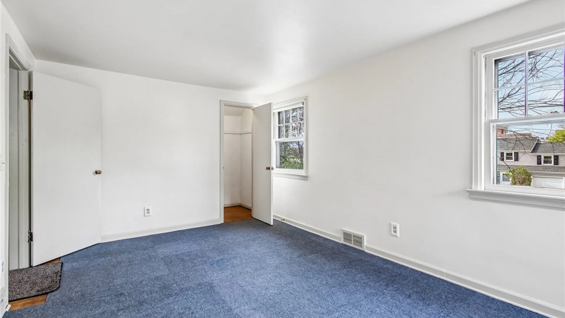 Property at 195 Lattimore Road, Rochester, NY 14620 22
