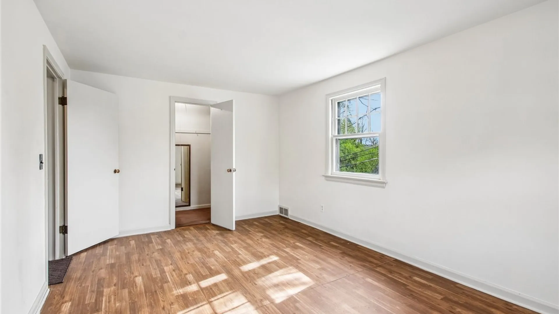 Property at 195 Lattimore Road, Rochester, NY 14620 25