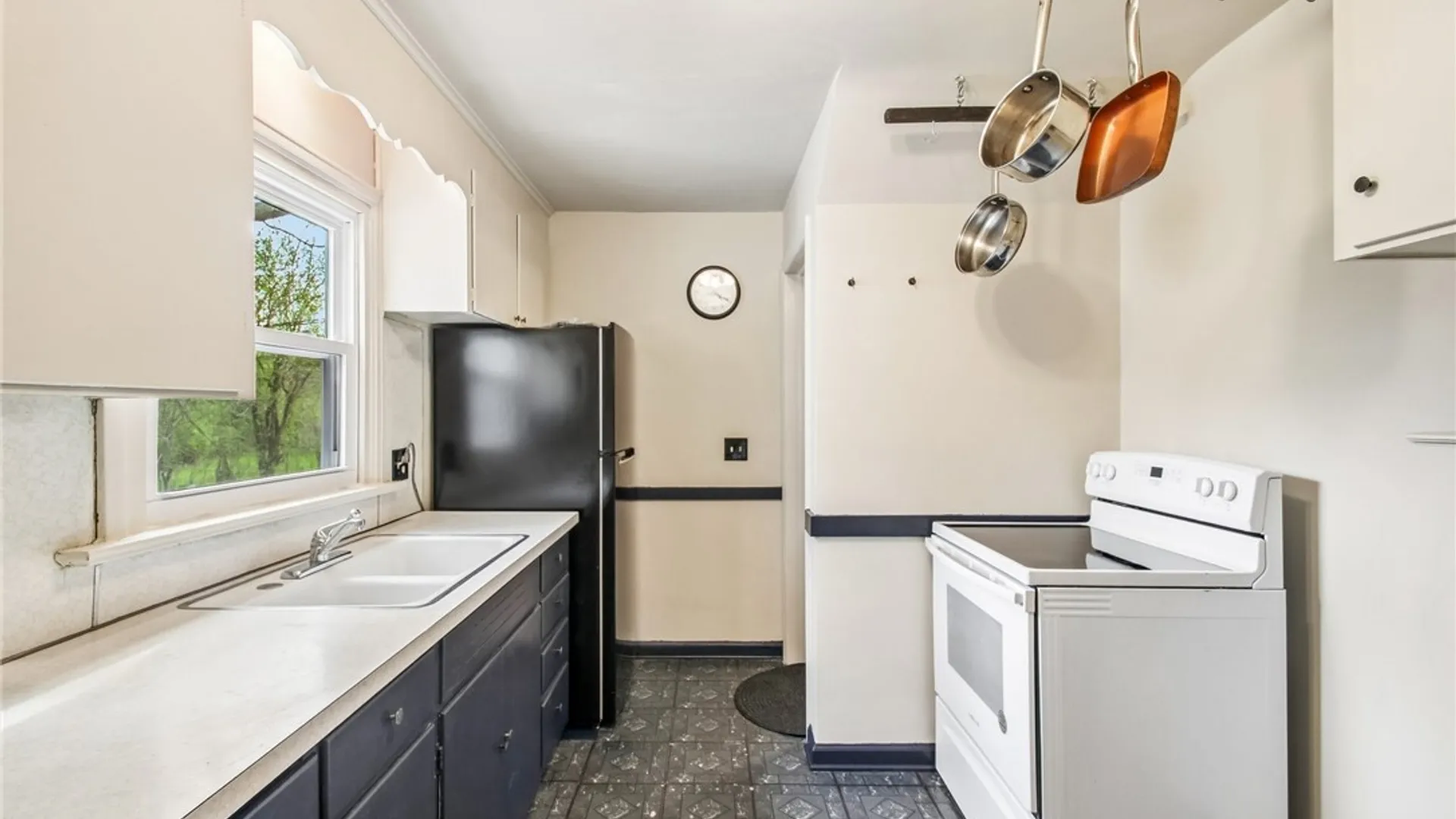 Property at 195 Lattimore Road, Rochester, NY 14620 8