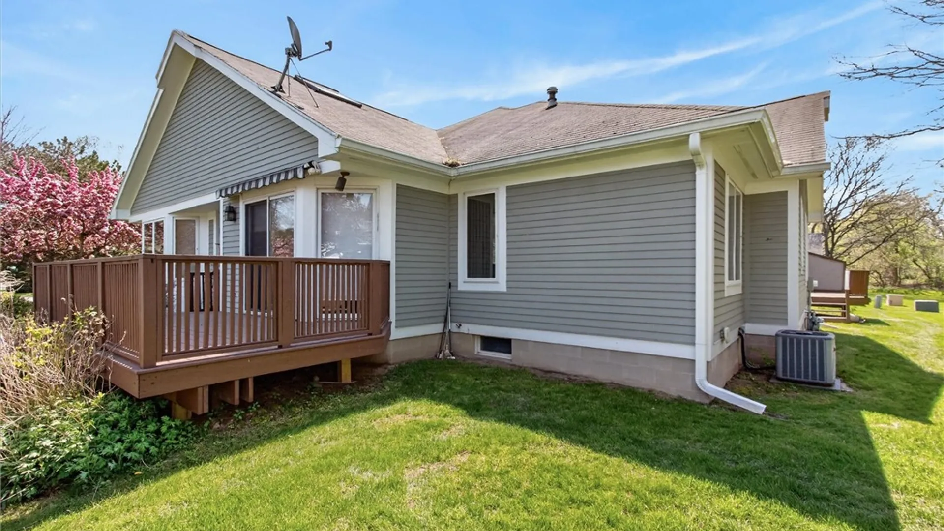 Property at 13 Running Brook Lane, Greece, NY 14626 6