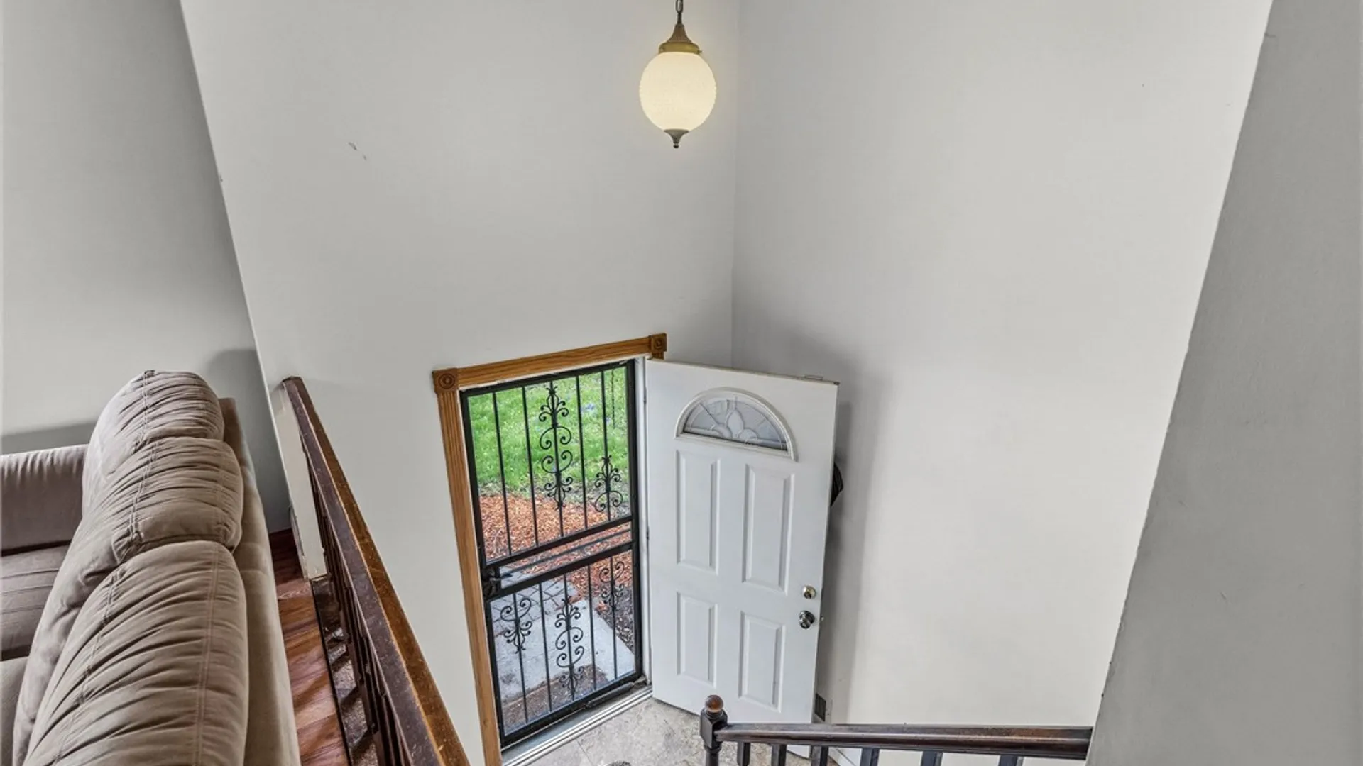 Property at 107 Overland Trail, Henrietta, NY 14586 4