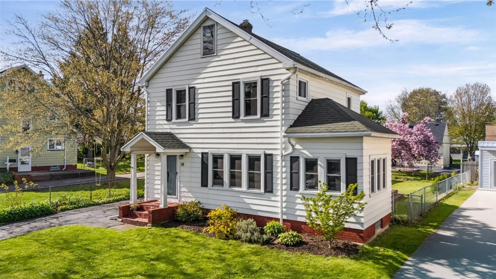 Property at 38 Brett Road, Irondequoit, NY 14609 38
