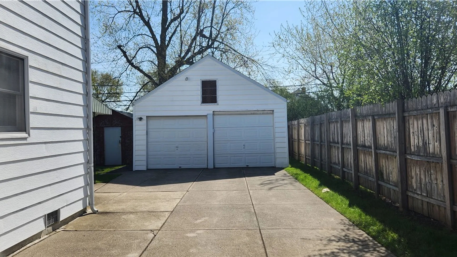 Property at 341 Fayette Avenue, Tonawanda, NY 14223 6