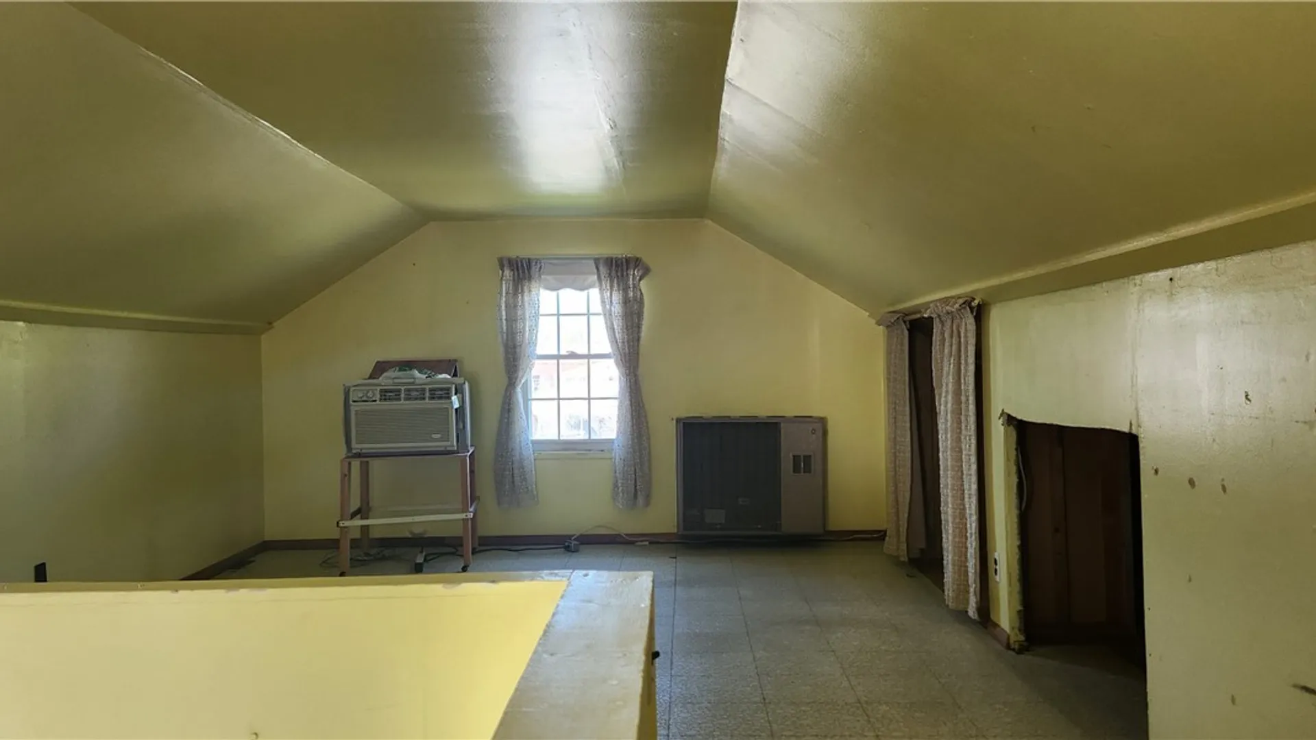 Property at 341 Fayette Avenue, Tonawanda, NY 14223 8