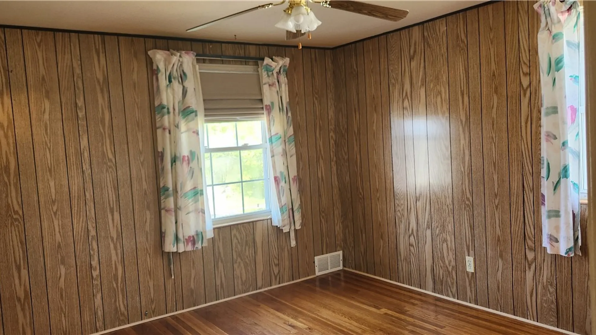 Property at 341 Fayette Avenue, Tonawanda, NY 14223 9