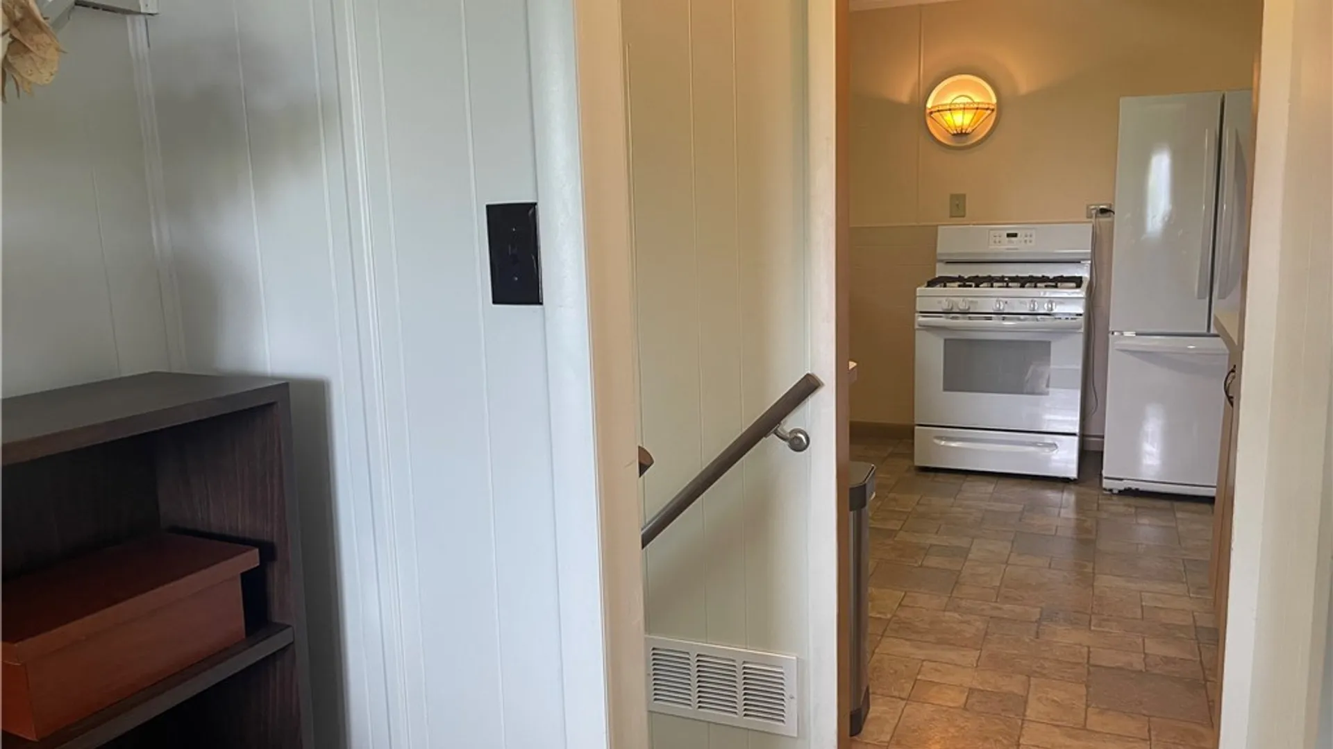 Property at 33 Moreland Street, Buffalo, NY 14206 10