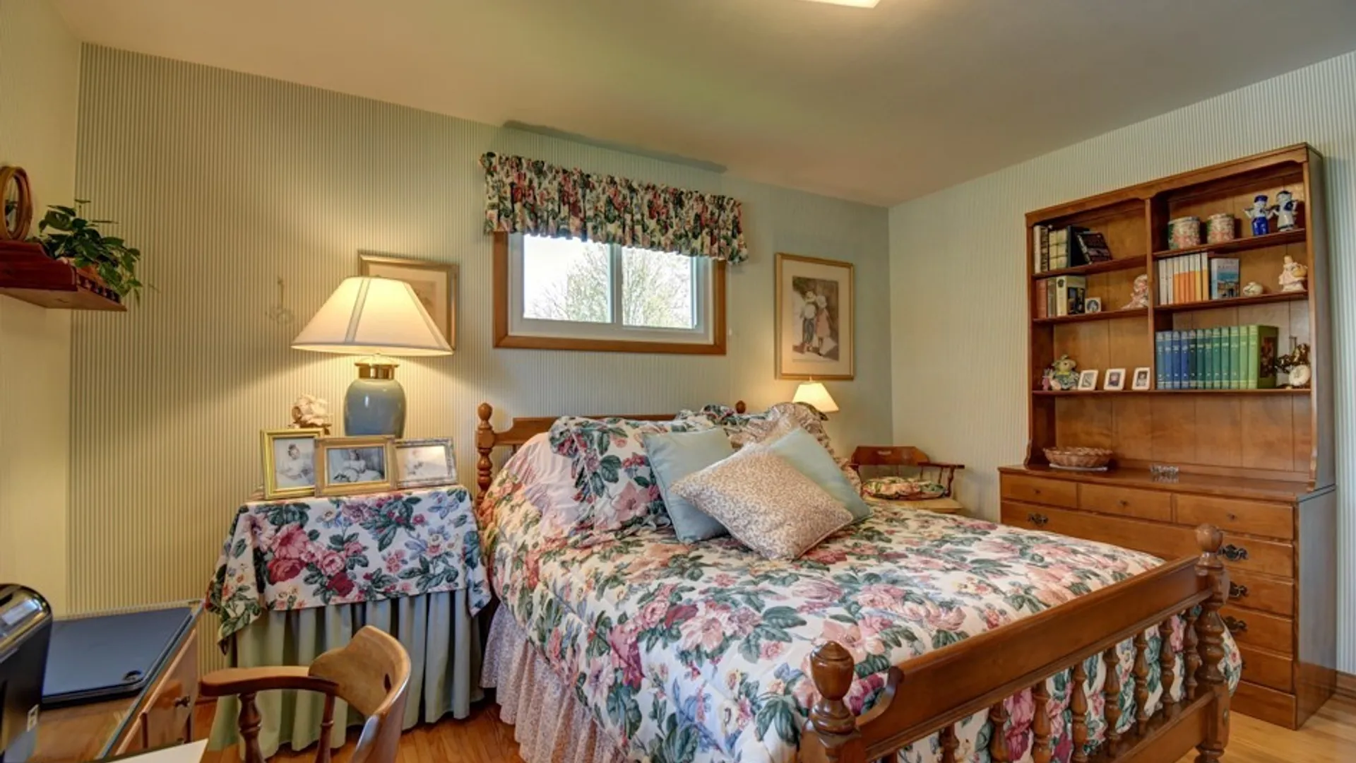 Property at 17 Willow Green Drive, Amherst, NY 14228 20