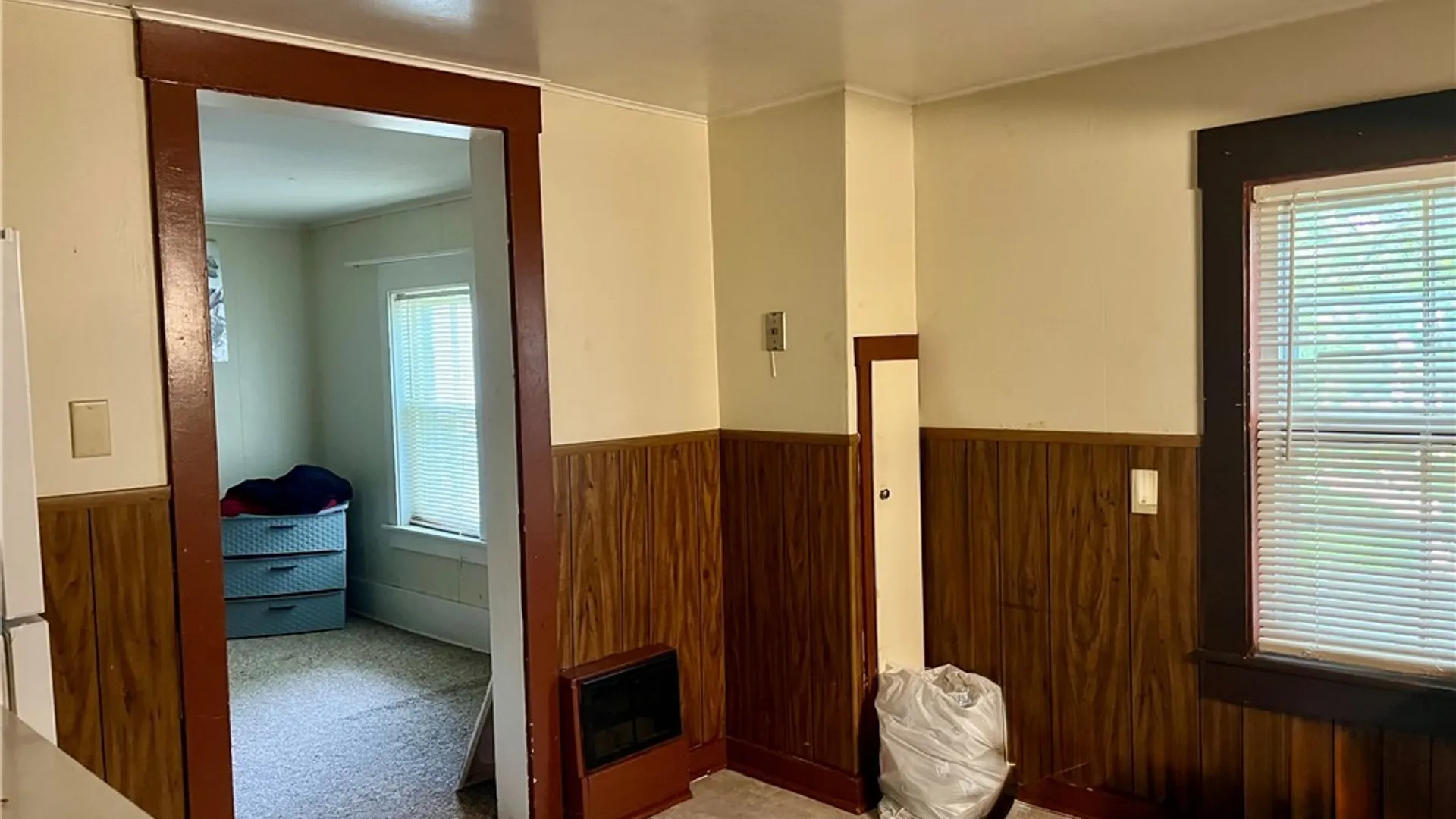 Property at 512 Elizabeth Street, Oneida, NY 13421 14