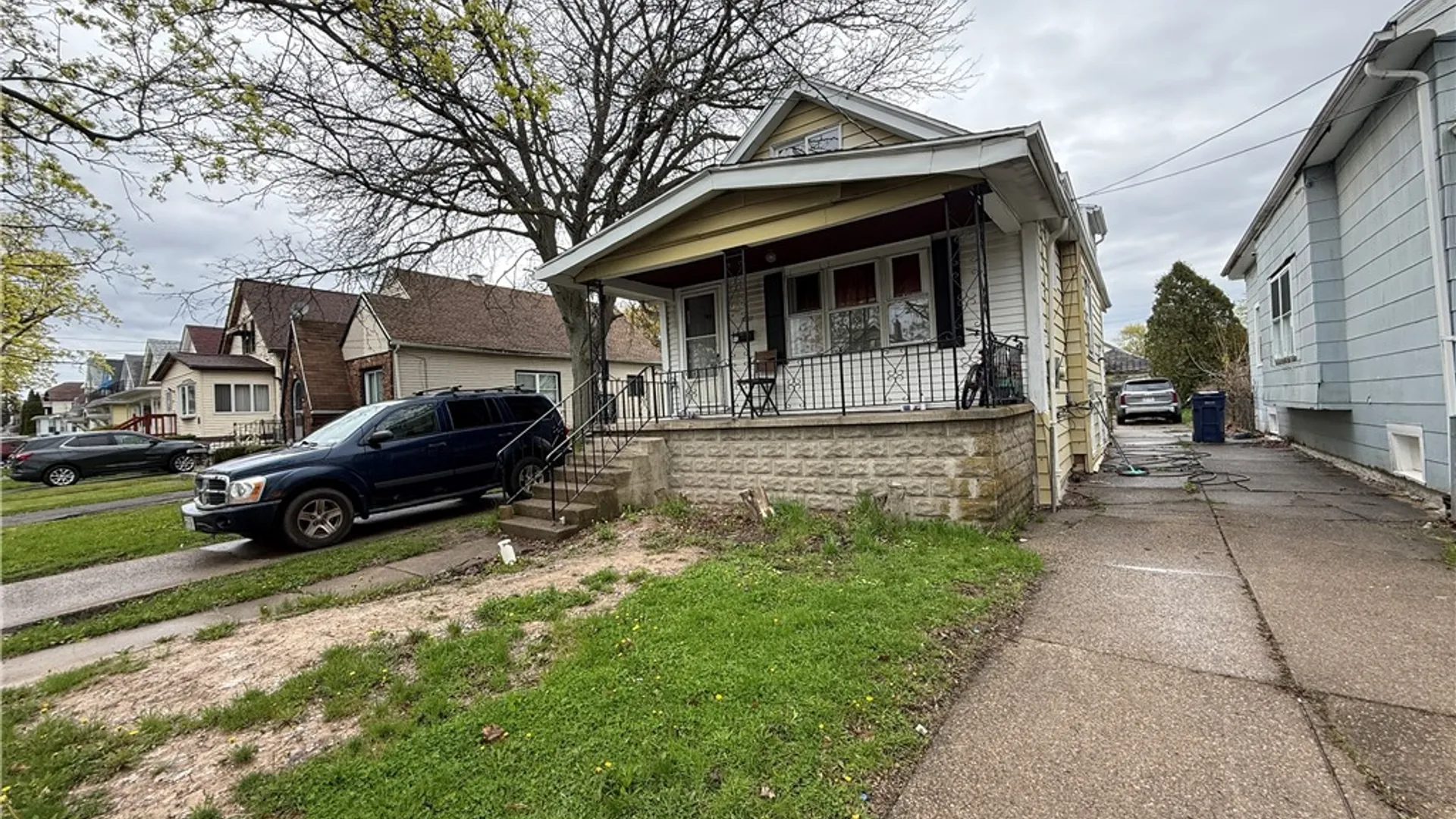 Property at 199 Hazelwood Avenue, Buffalo, NY 14215 2