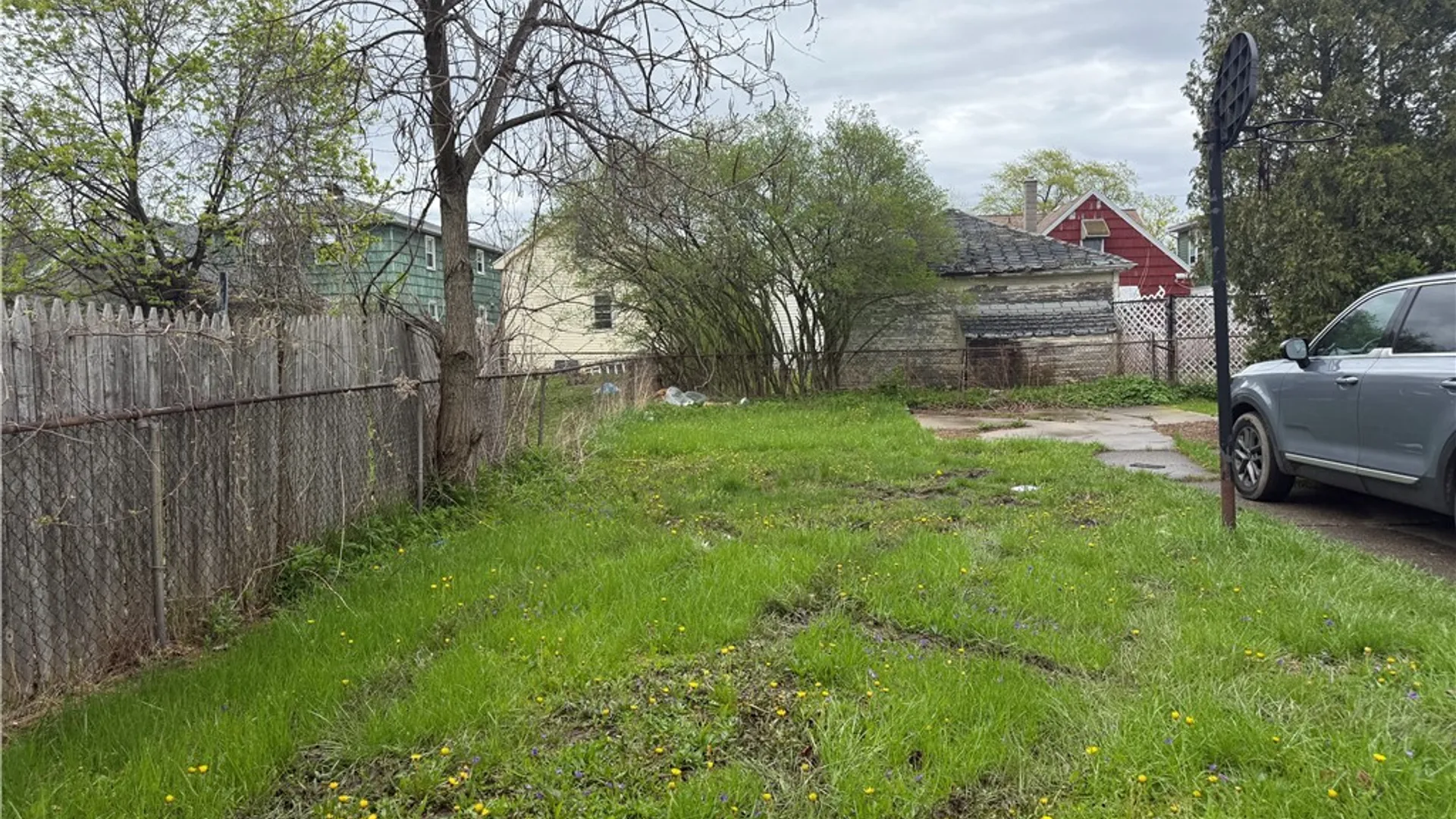 Property at 199 Hazelwood Avenue, Buffalo, NY 14215 21