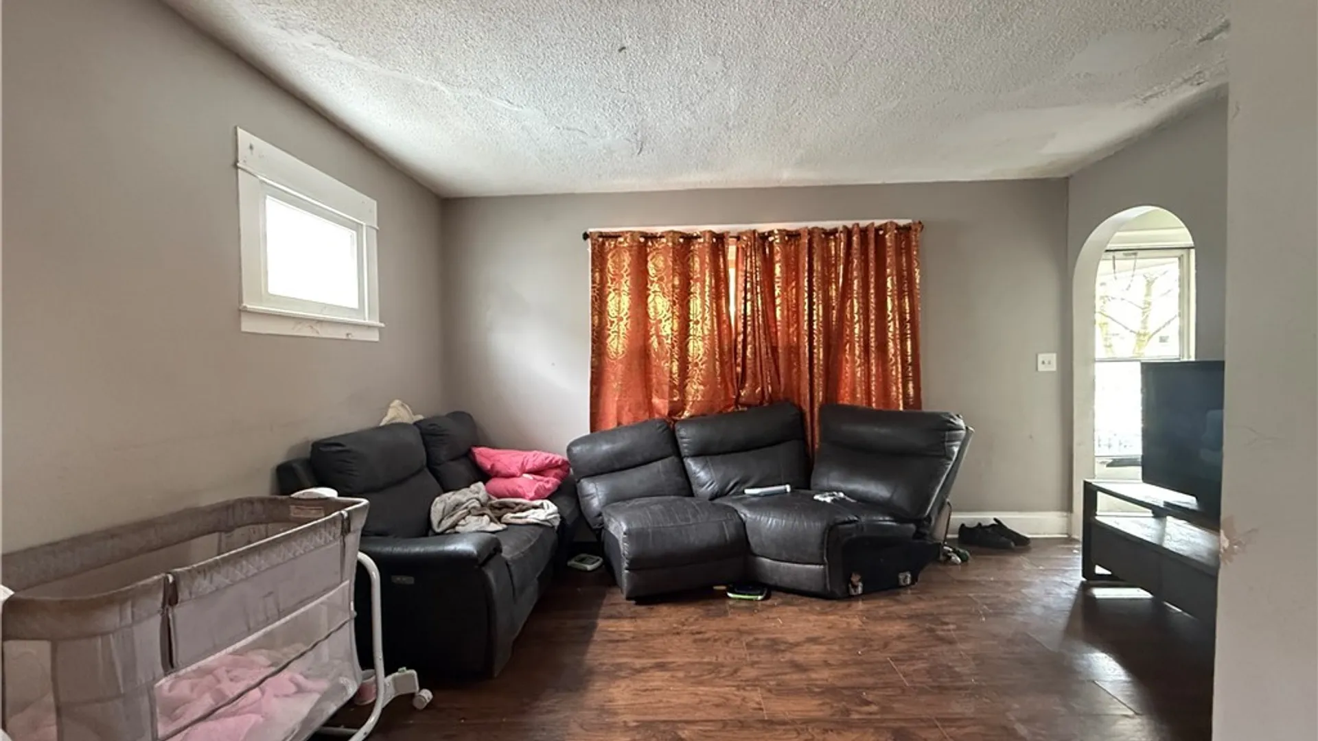 Property at 199 Hazelwood Avenue, Buffalo, NY 14215 3