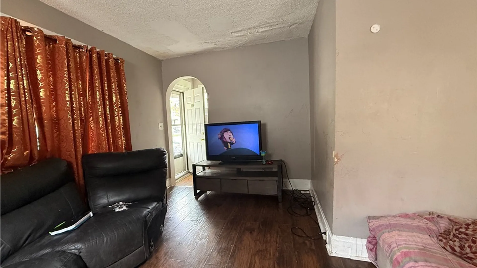 Property at 199 Hazelwood Avenue, Buffalo, NY 14215 4