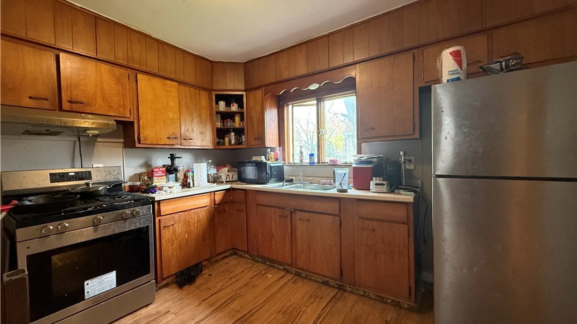 Property at 199 Hazelwood Avenue, Buffalo, NY 14215 6