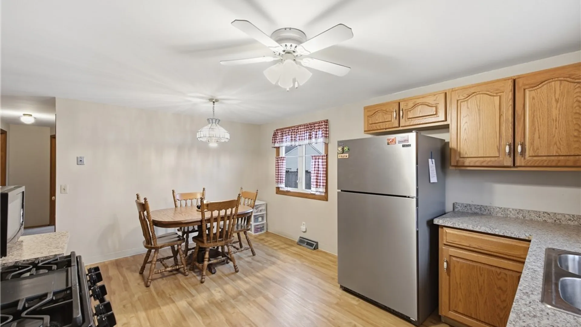 Property at 89 Satinwood Drive, Cheektowaga, NY 14225 11
