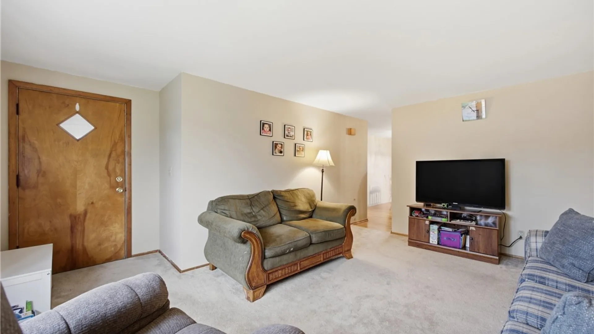 Property at 89 Satinwood Drive, Cheektowaga, NY 14225 4