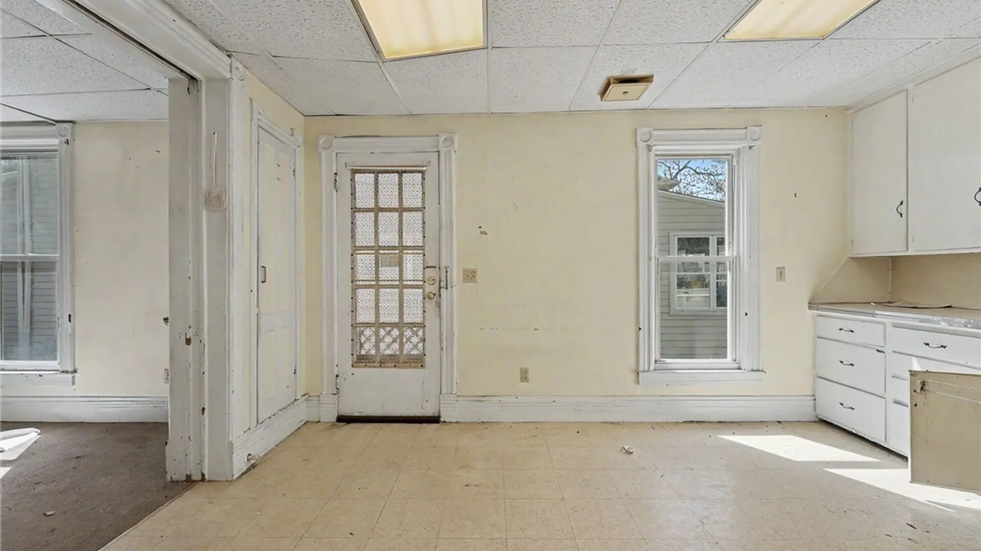 Property at 227 Genesee Street, Lockport City, NY 14094 10