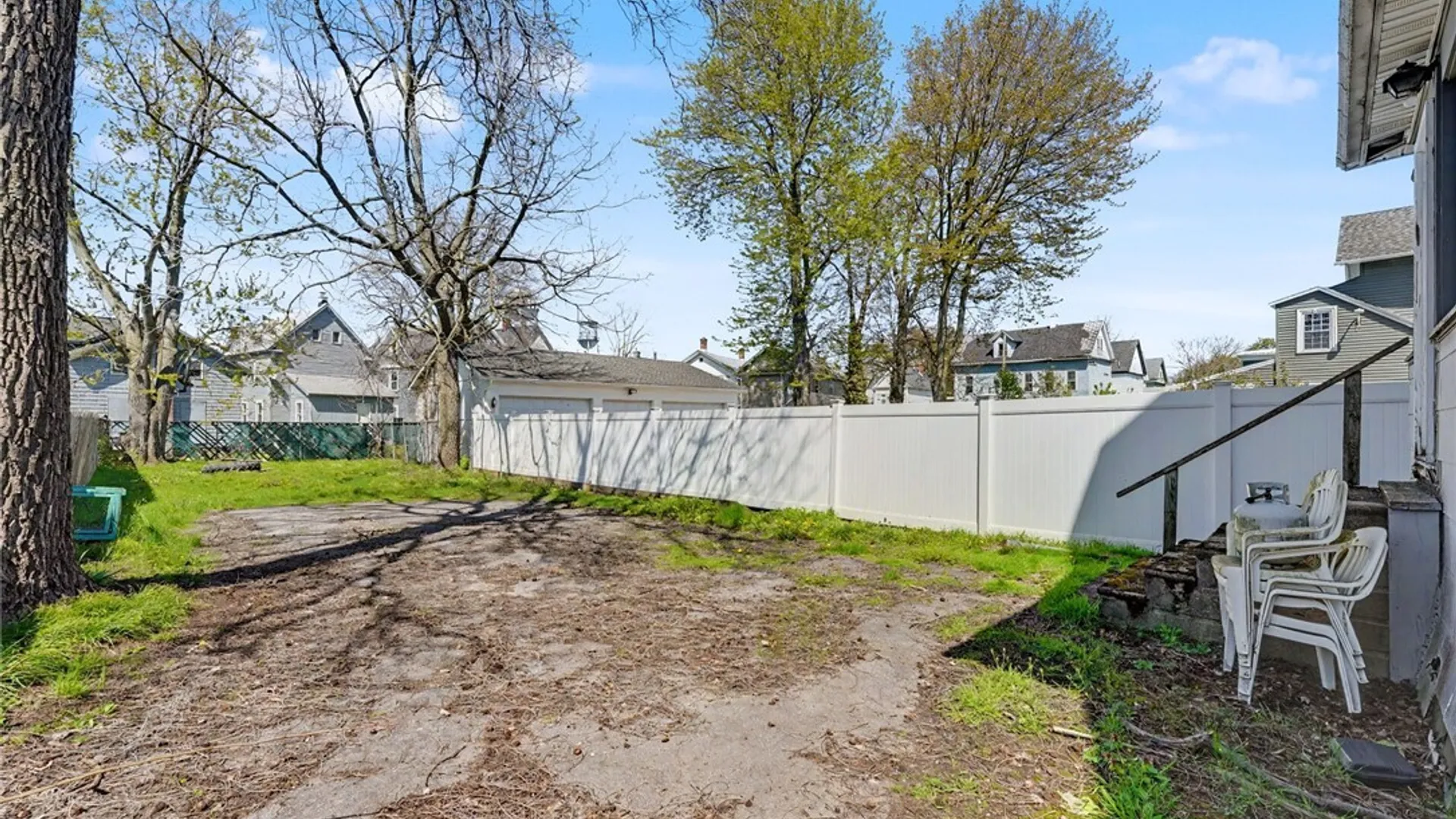 Property at 227 Genesee Street, Lockport City, NY 14094 4