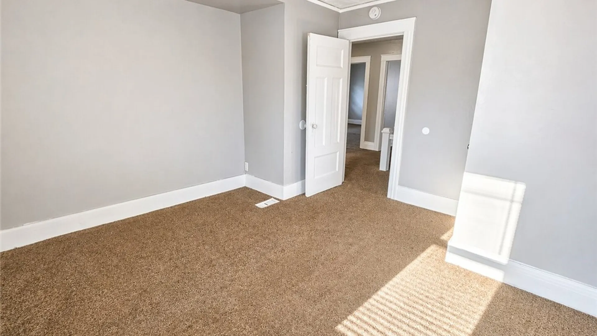 Property at 18 Lakeview, Rochester, NY 14613 21