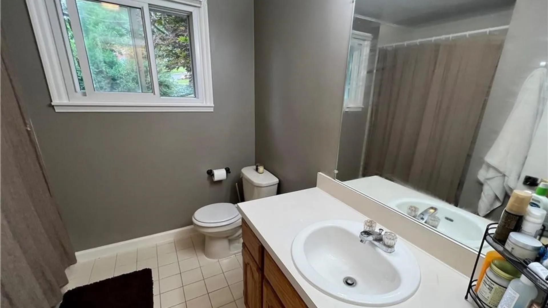 Property at 2 Gayle Road, Skaneateles, NY 13152 24