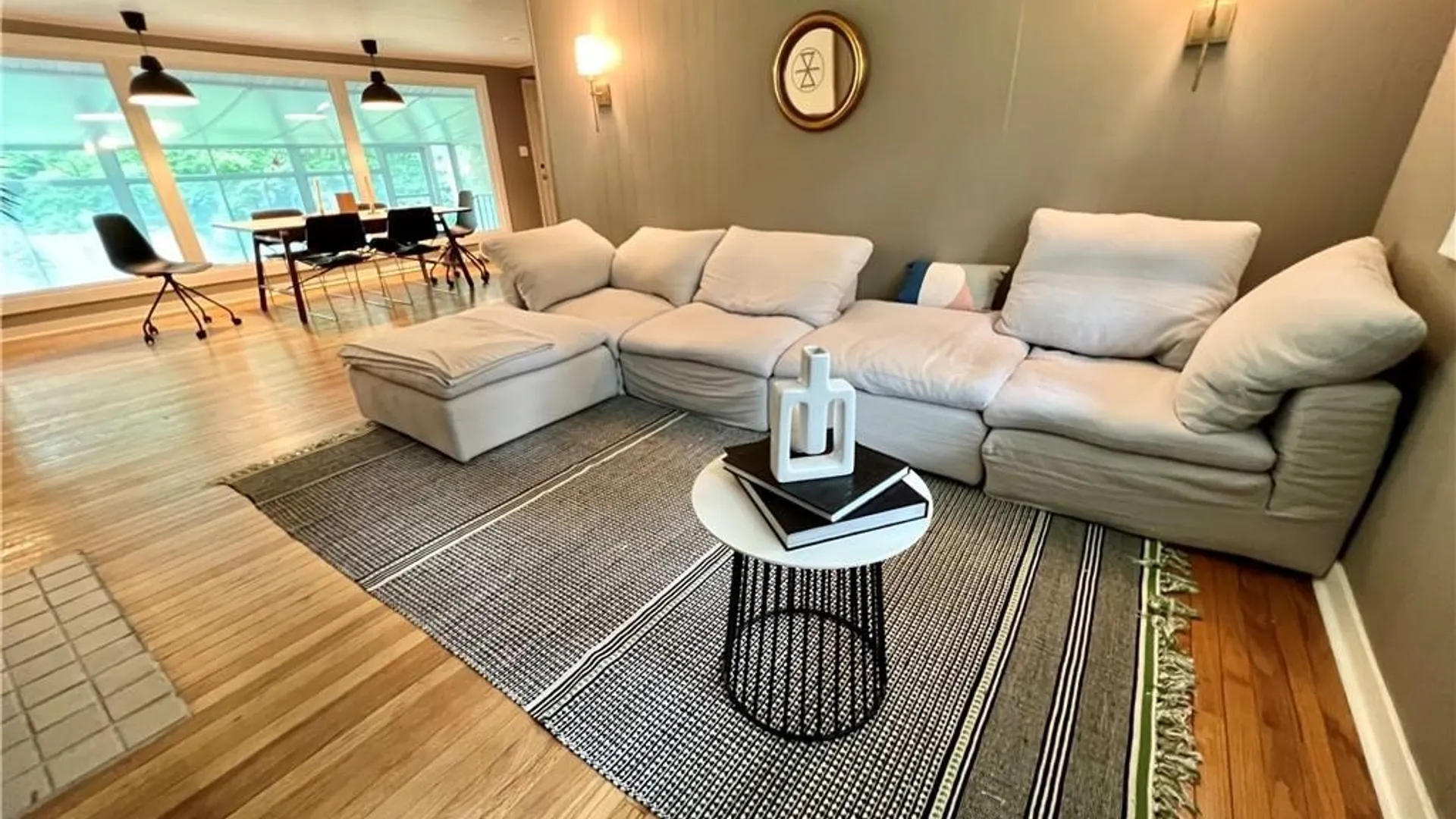 Property at 2 Gayle Road, Skaneateles, NY 13152 4