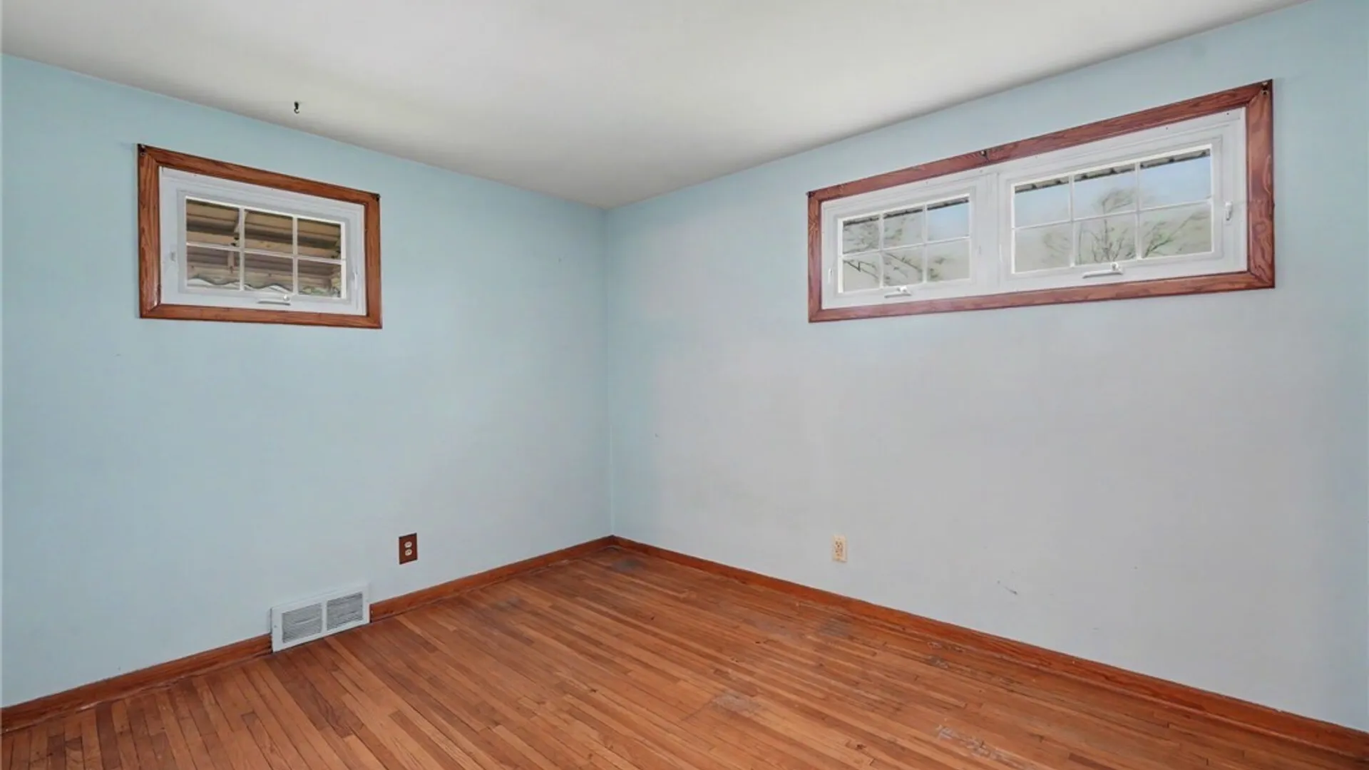 Property at 146 Marycrest Lane, West Seneca, NY 14224 23