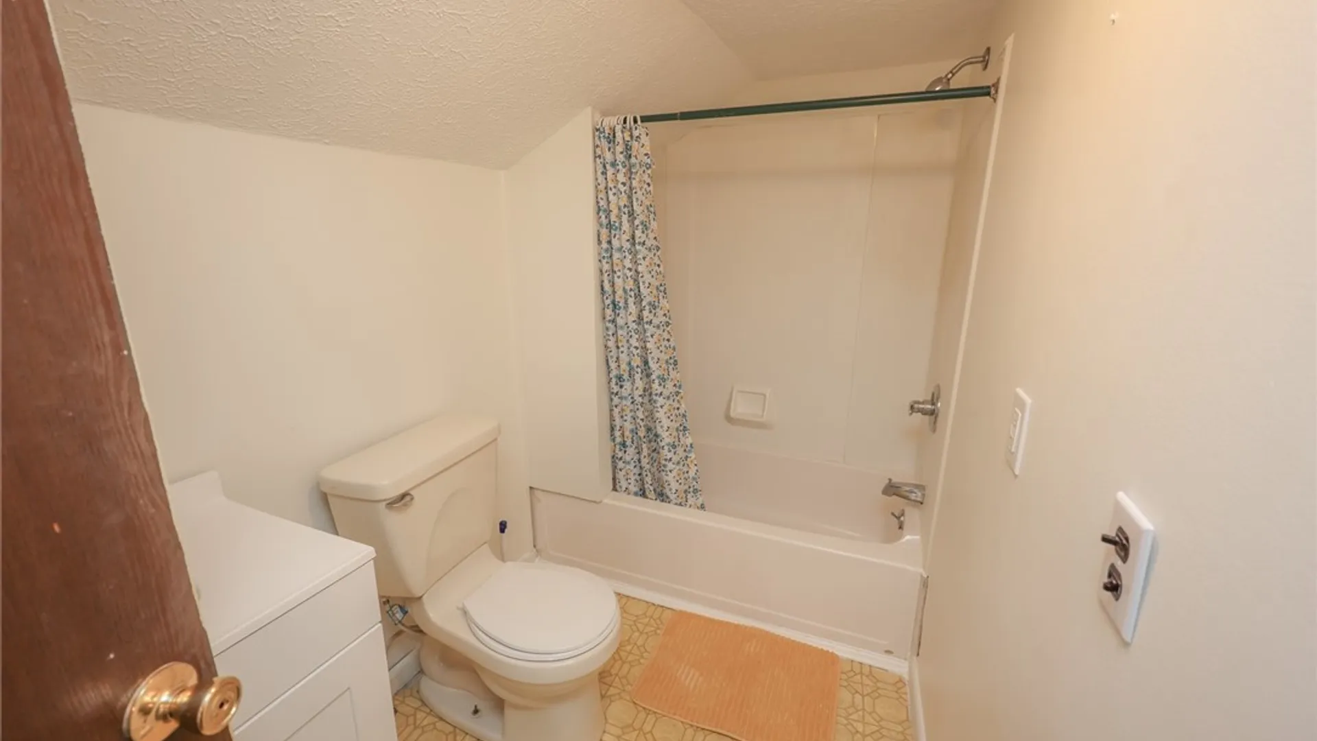 Property at 72 Chapel Street, Canandaigua City, NY 14424 16