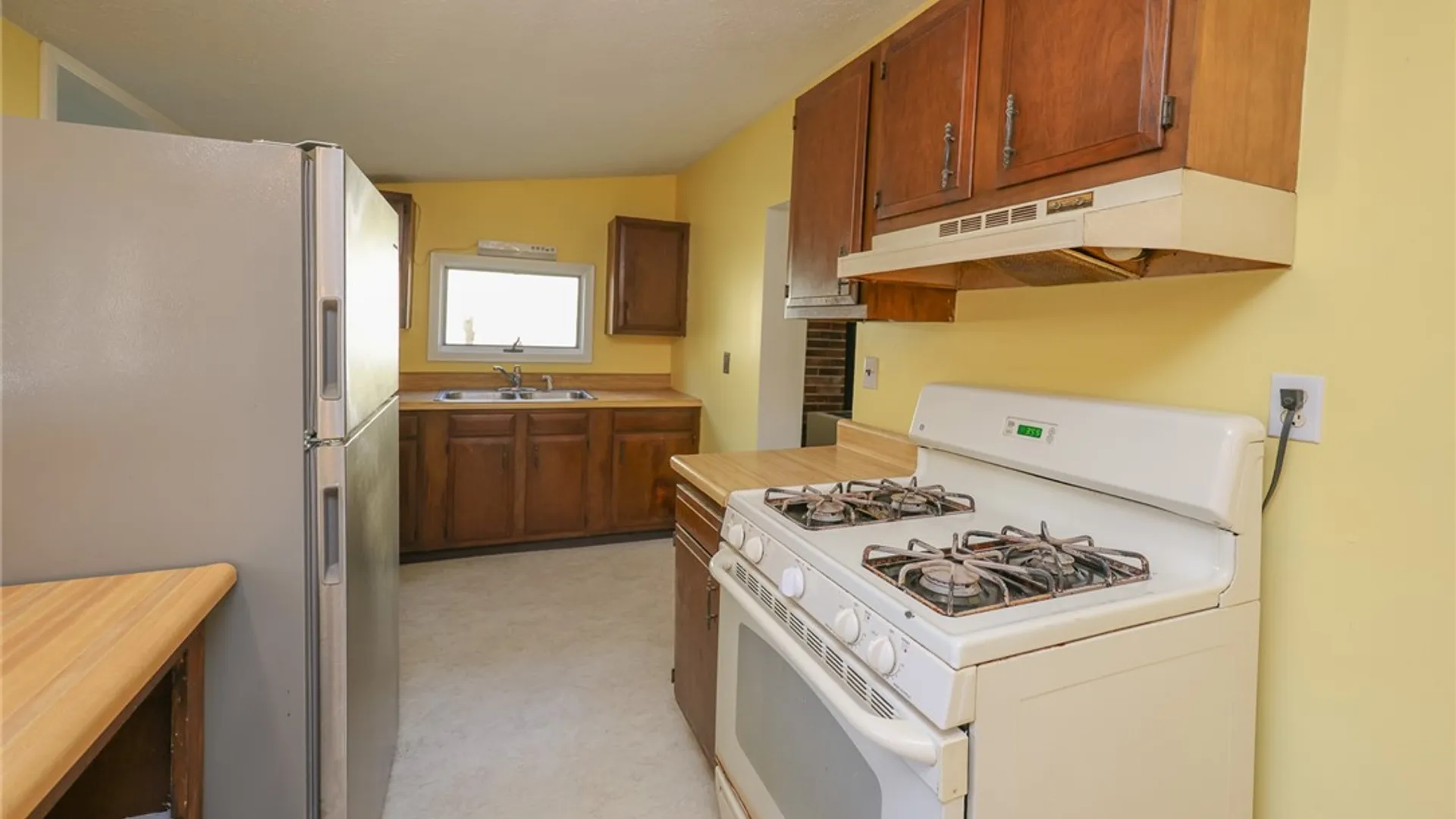 Property at 72 Chapel Street, Canandaigua City, NY 14424 5