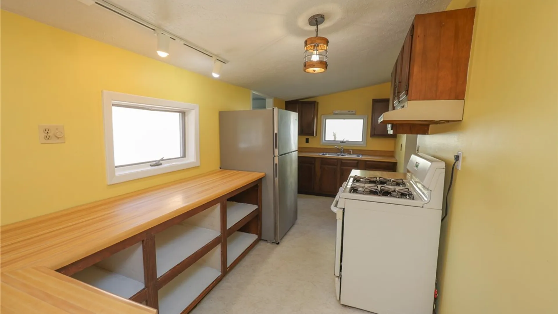 Property at 72 Chapel Street, Canandaigua City, NY 14424 6