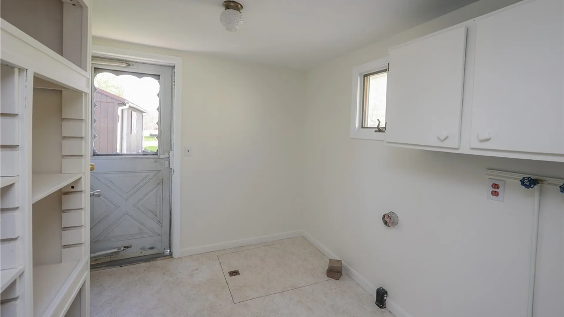 Property at 72 Chapel Street, Canandaigua City, NY 14424 9