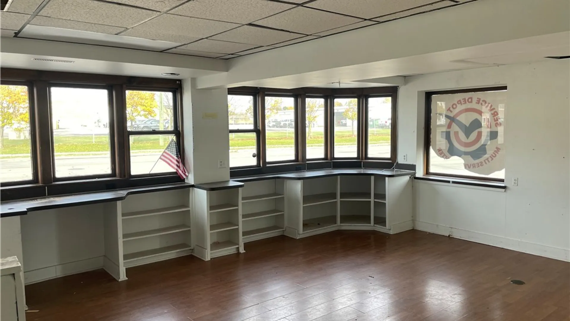 Property at 1109 Harlem Rd Ste 1, Cheektowaga, NY 14227 2