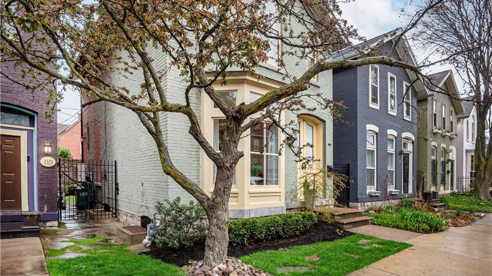 Property at 112 Johnson Park, Buffalo, NY 14201 3
