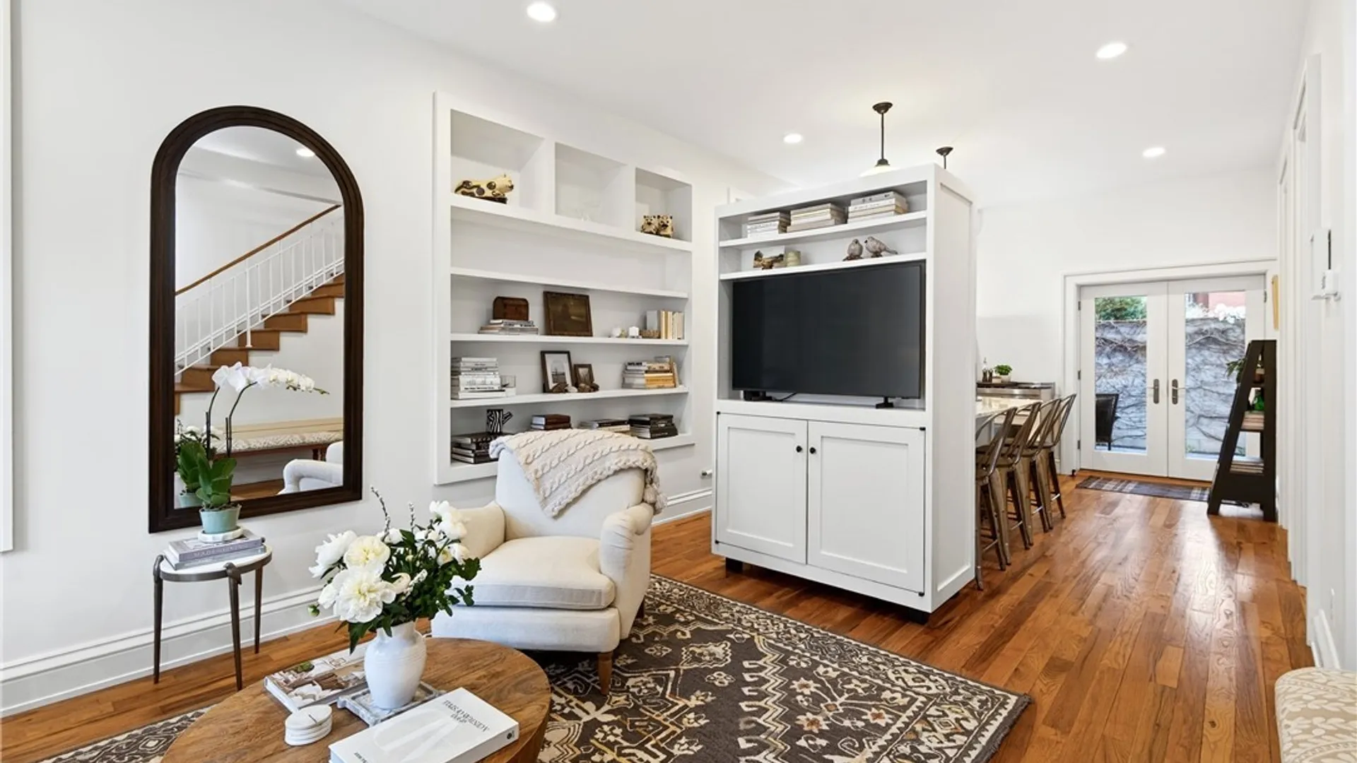 Property at 112 Johnson Park, Buffalo, NY 14201 9