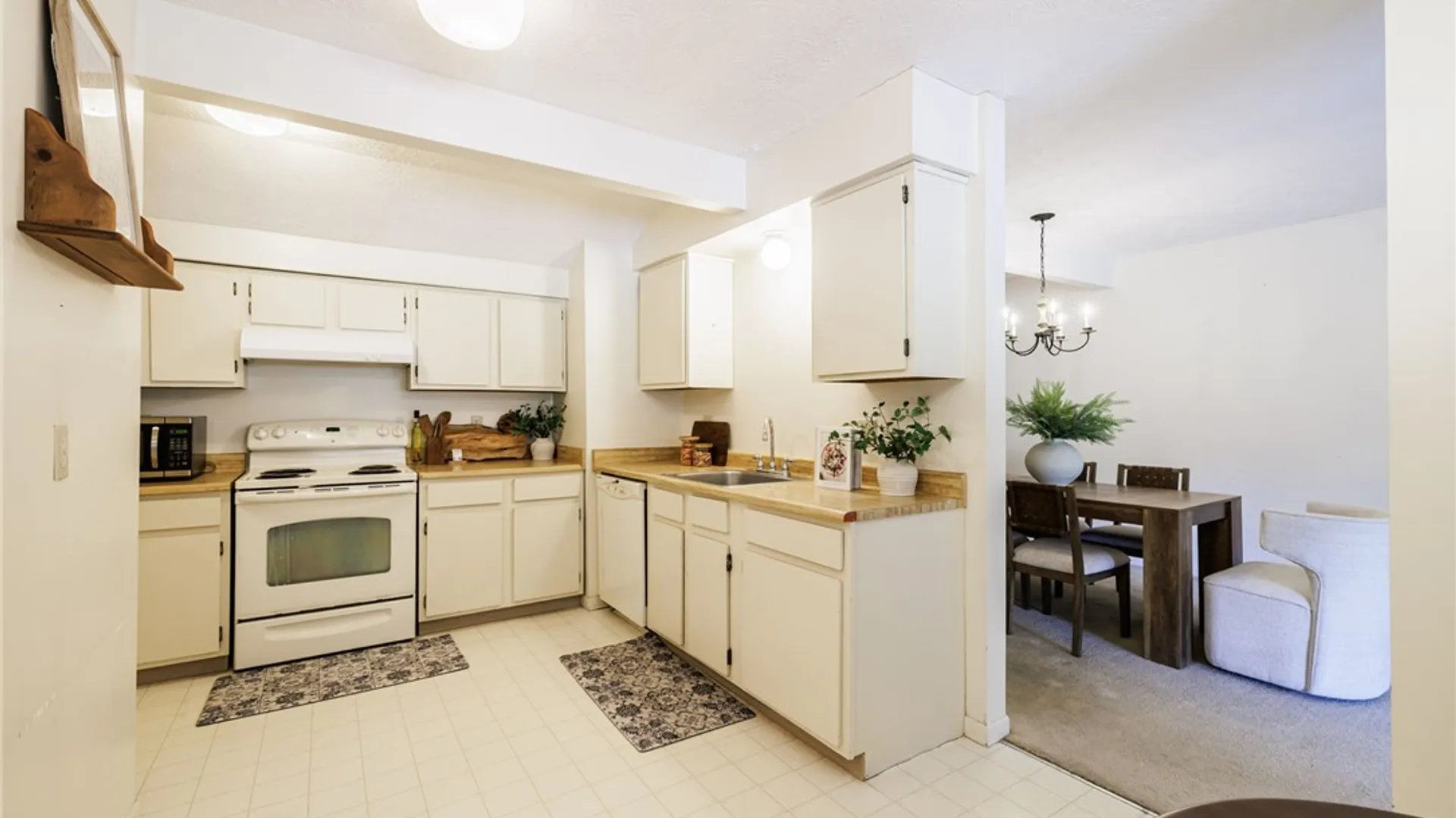 Property at 15 High Gate Unit #8, Perinton, NY 14450 9