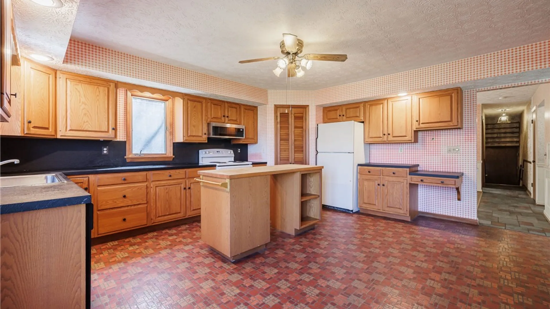 Property at 1341 Strong Road, Victor, NY 14564 9