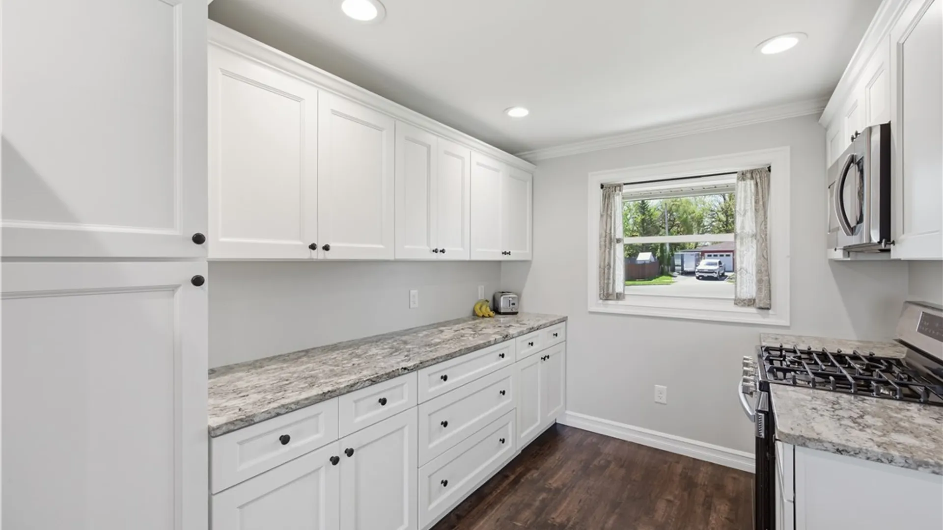 Property at 15 Green Court, Tonawanda, NY 14150 14