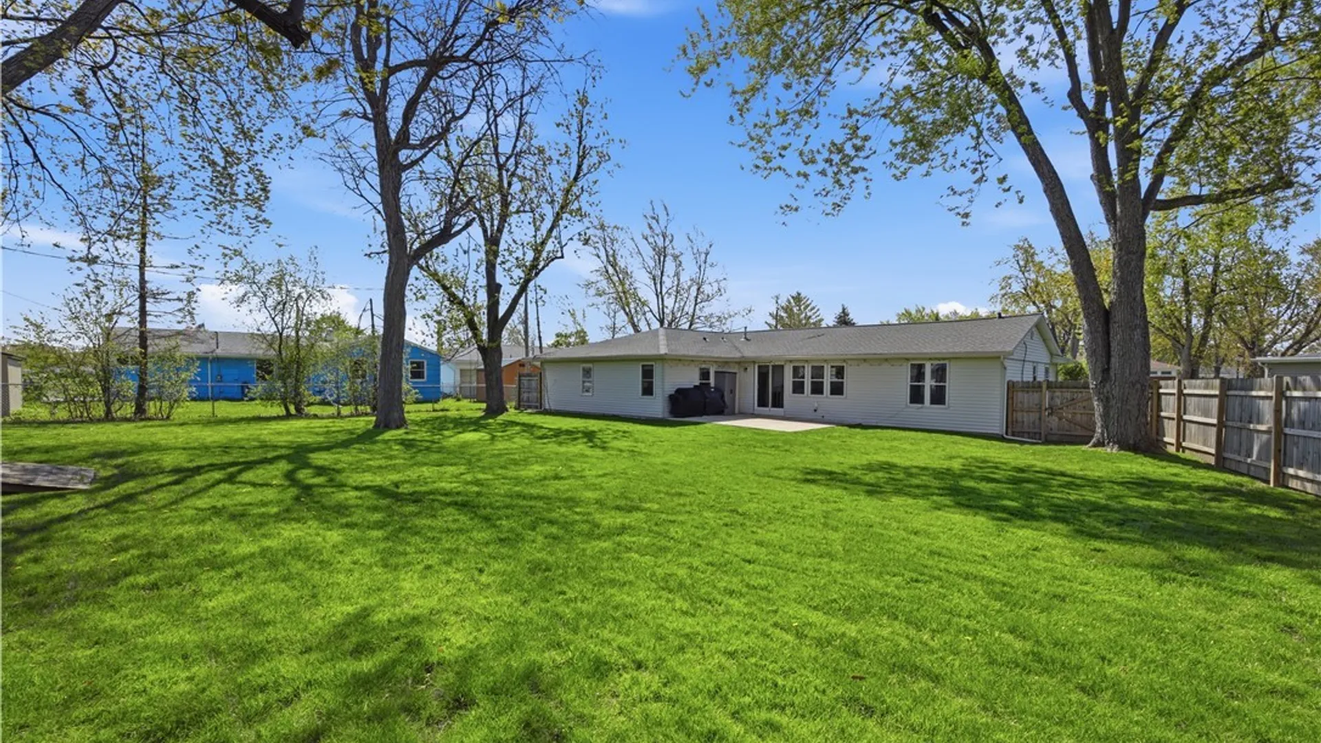 Property at 15 Green Court, Tonawanda, NY 14150 38