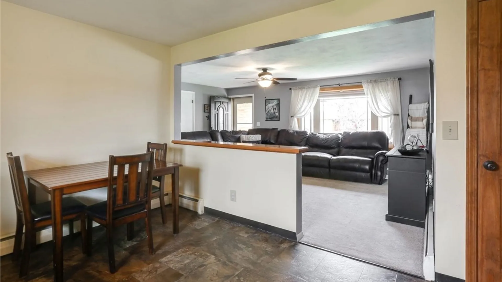 Property at 38 Greenway Boulevard, Cheektowaga, NY 14225 11