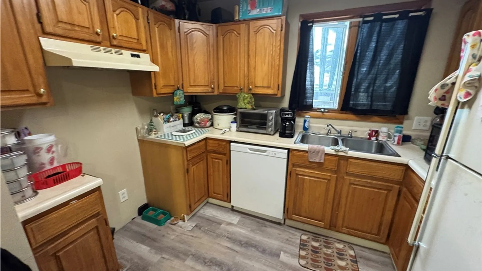 Property at 1705 Niagara Street, Niagara Falls, NY 14303 6