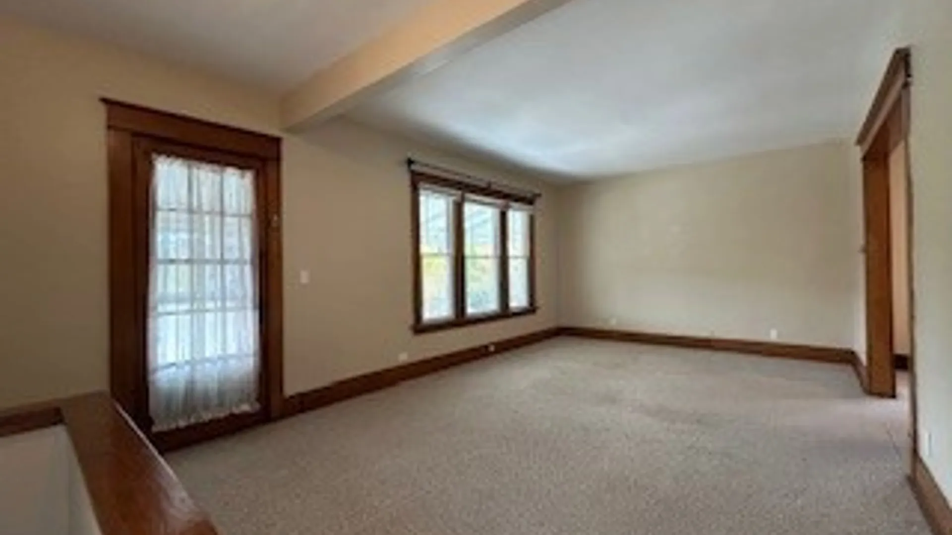 Property at 46 Norwalk Avenue, Buffalo, NY 14216 3