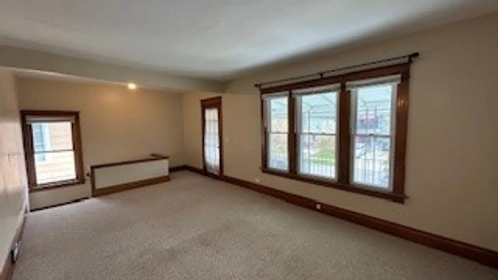 Property at 46 Norwalk Avenue, Buffalo, NY 14216 4