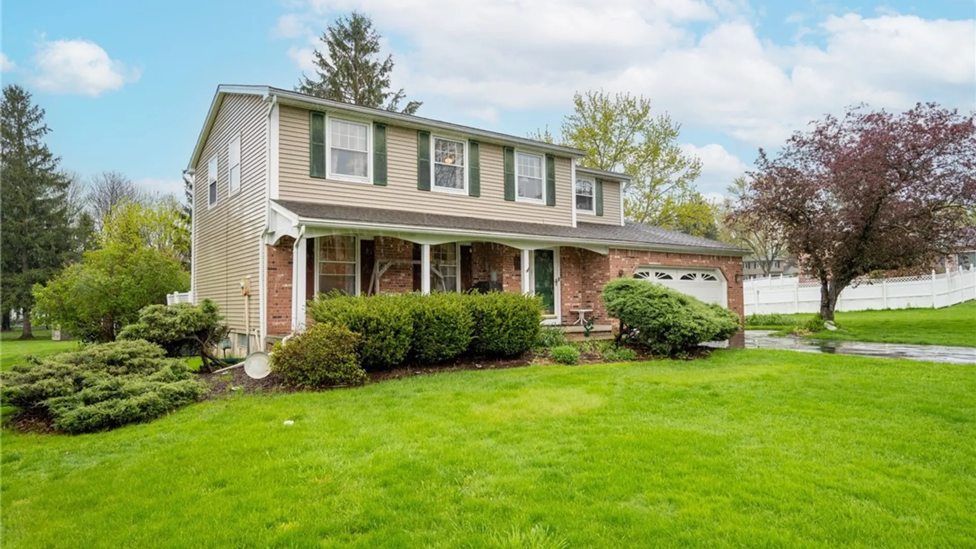 Property at 30 Hunter Court, Elma, NY 14059 3
