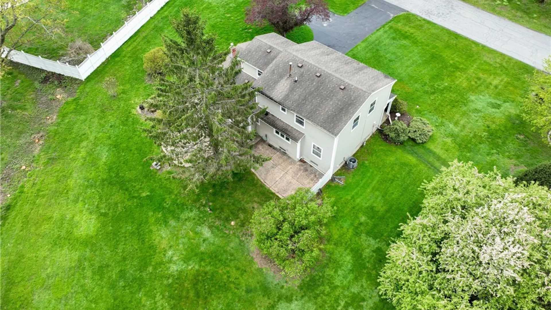 Property at 30 Hunter Court, Elma, NY 14059 41