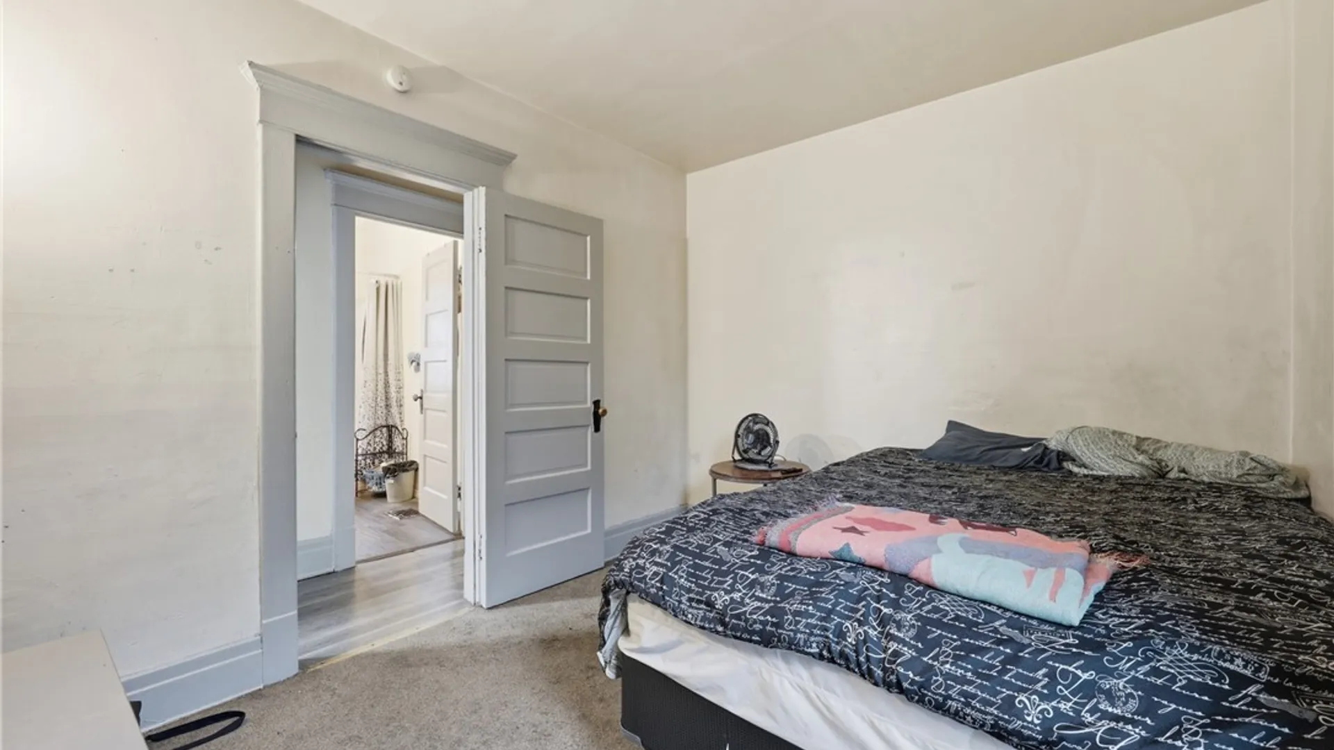 Property at 626 Delavan Avenue, Buffalo, NY 14211 27