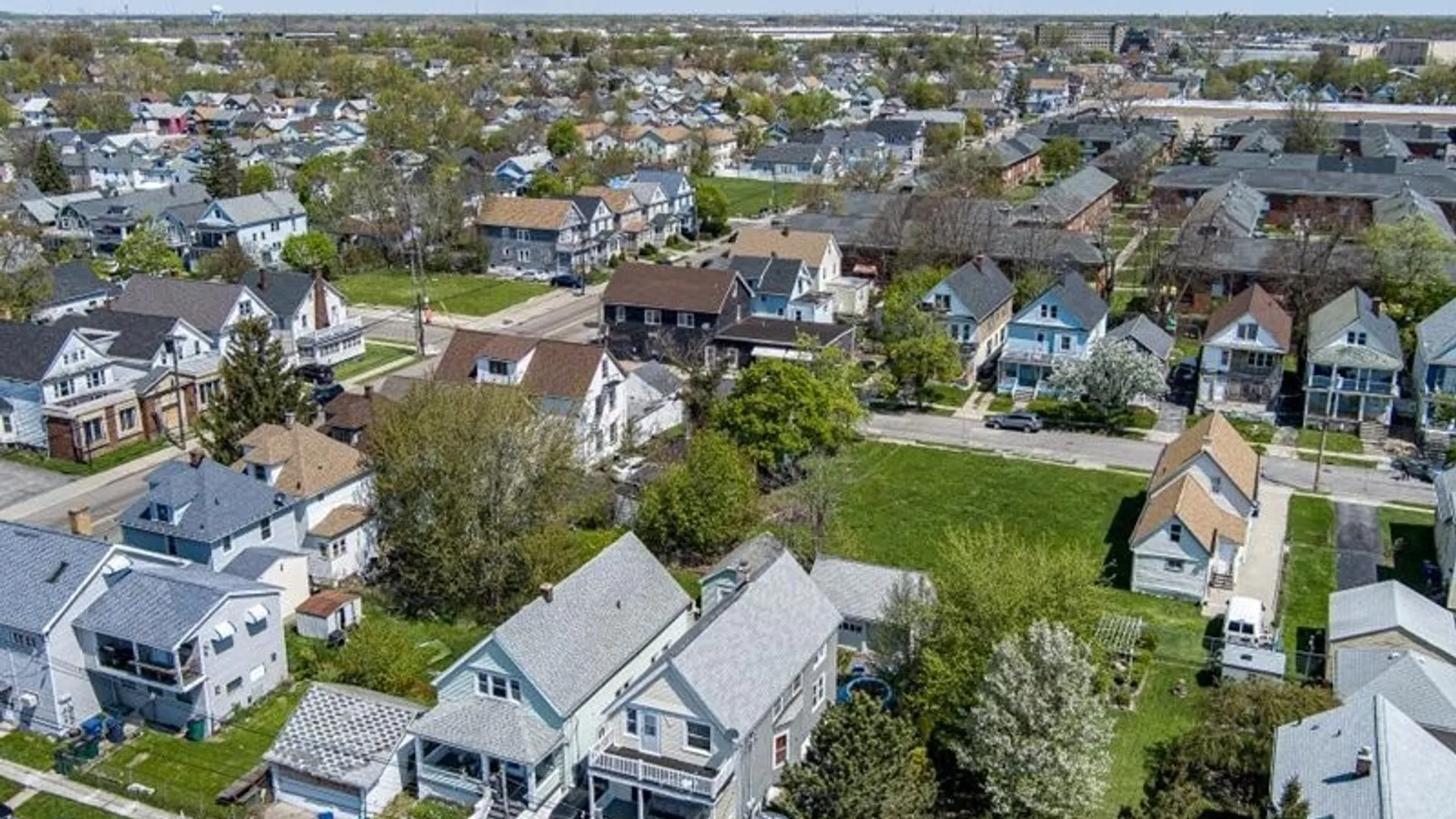 Property at 31 Ross Avenue, Buffalo, NY 14207 10