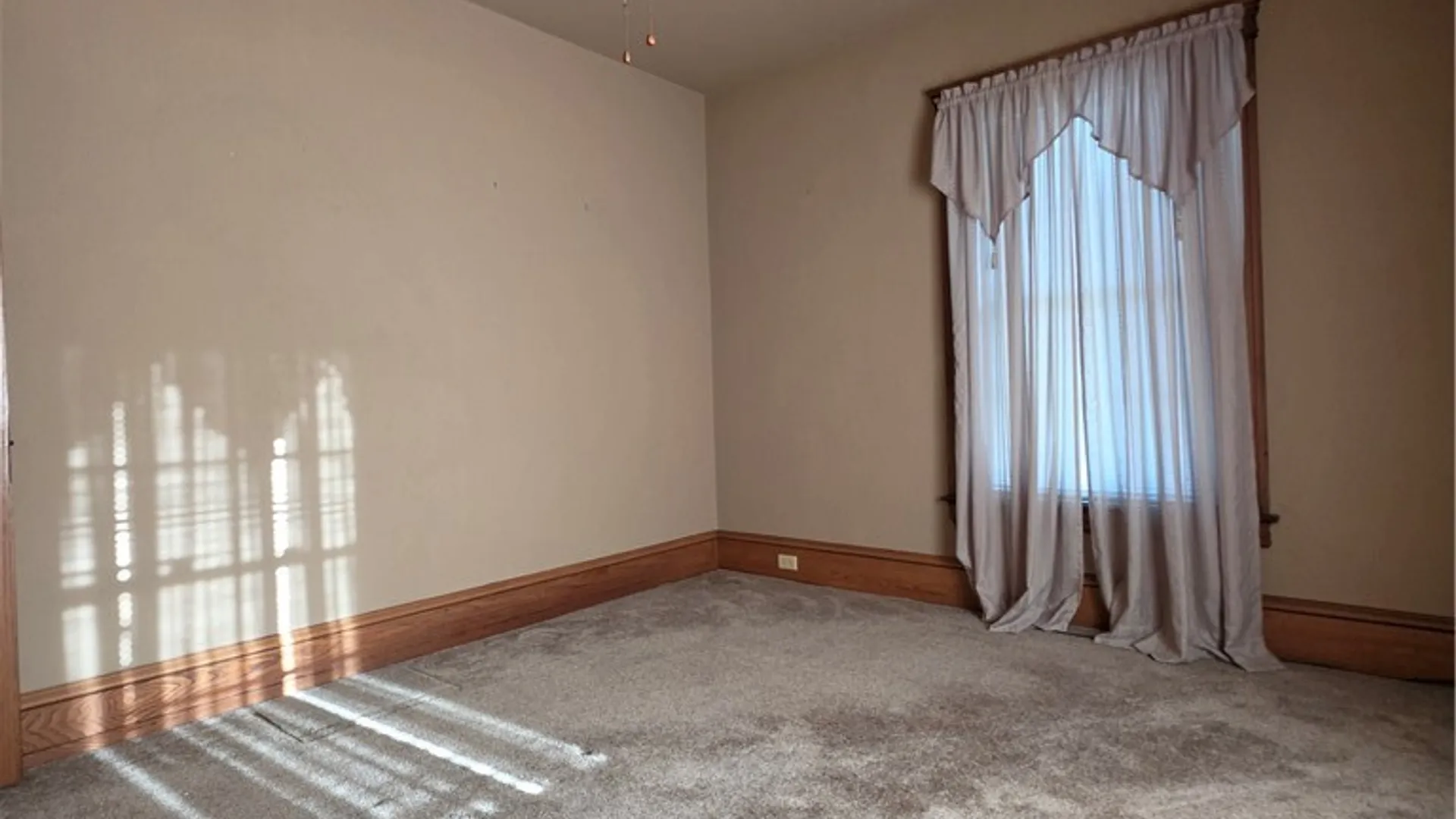 Property at 425 Broadway Street, Elmira City, NY 14904 16
