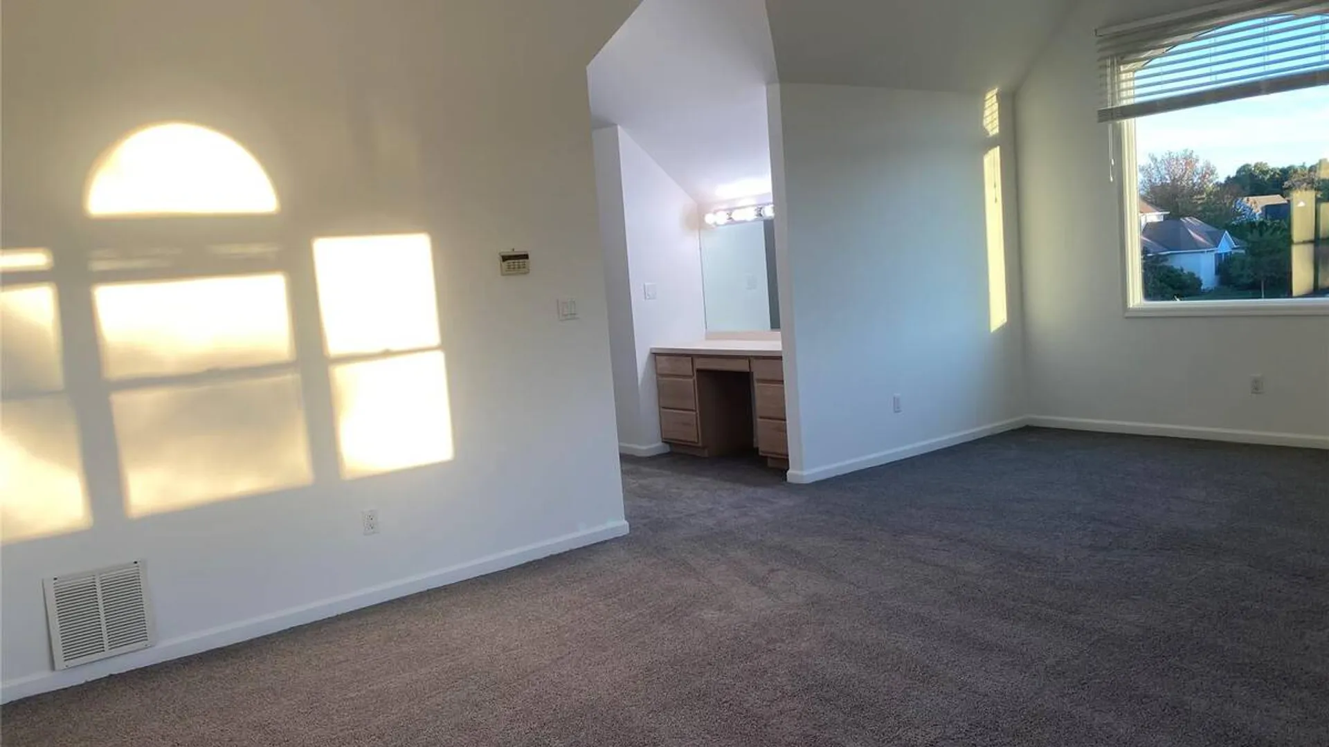 Property at 1 Pal Court, Shoreham, NY 11786 17