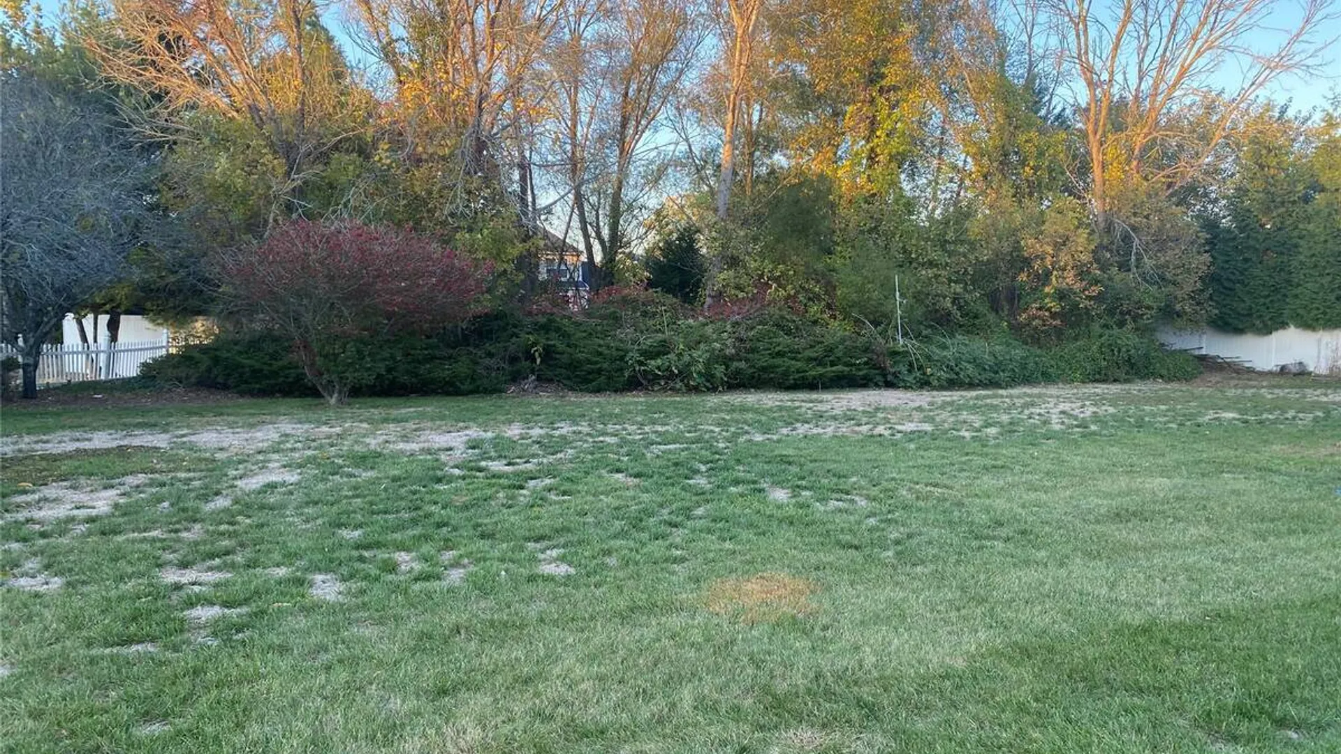 Property at 1 Pal Court, Shoreham, NY 11786 26