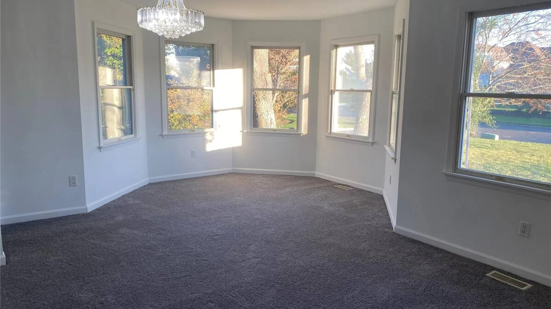 Property at 1 Pal Court, Shoreham, NY 11786 5